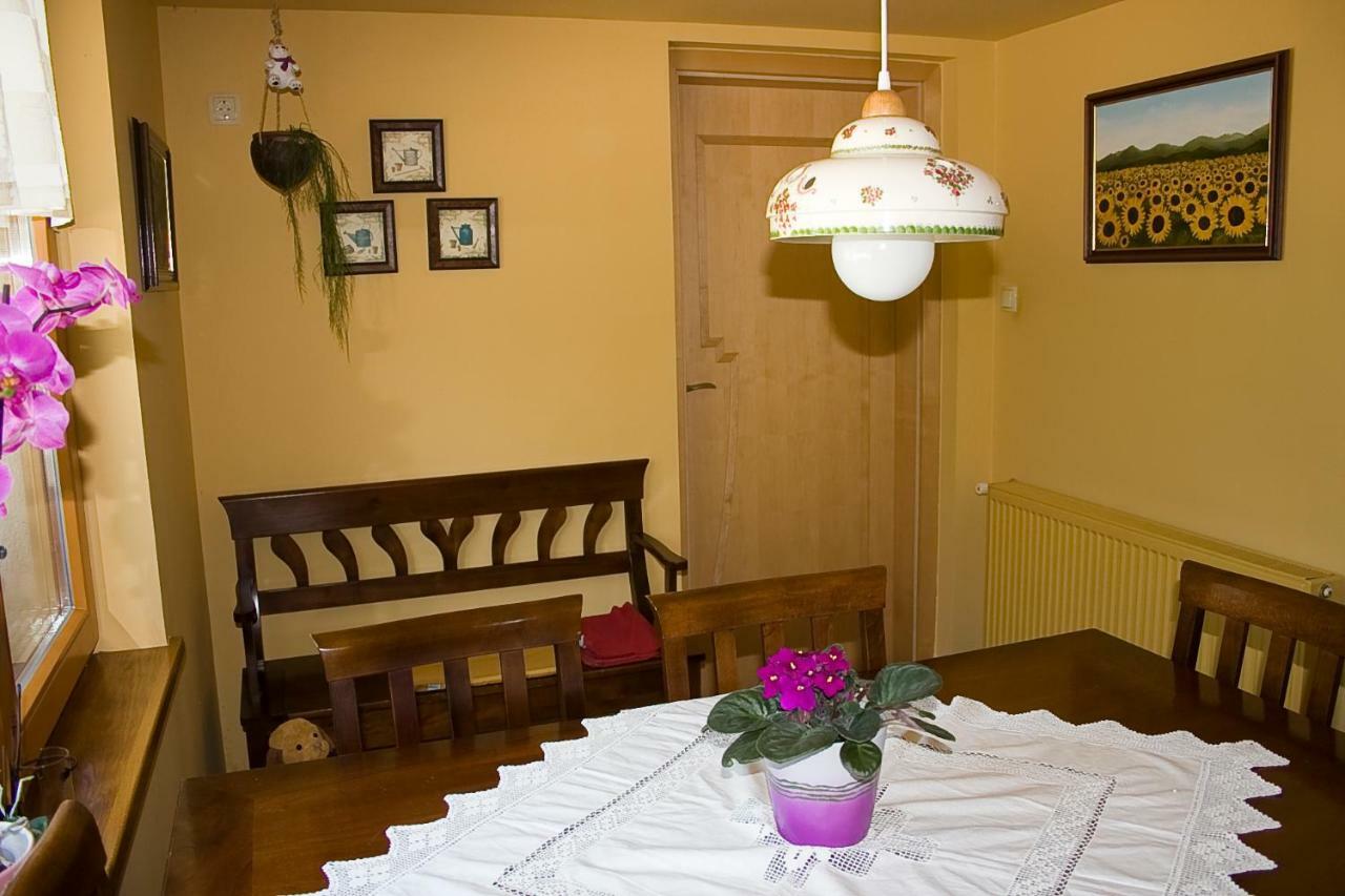 Apartma Obrh سمارجيسك توبليس المظهر الخارجي الصورة
